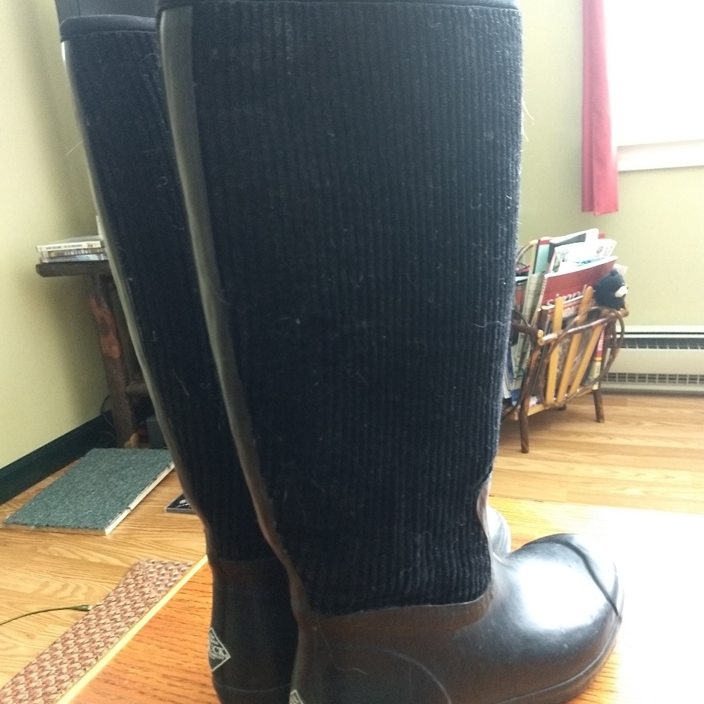 Muck boots